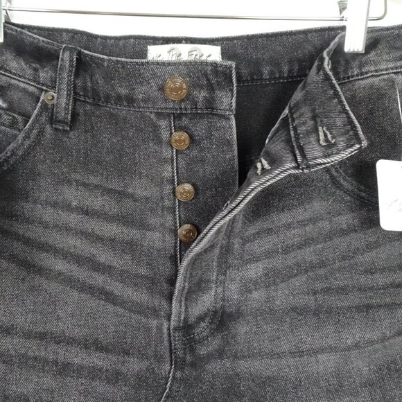 Free People Denim Mini Skirt Size 28 Black Button Fly Brea Boho Raw Hem - Picture 3 of 11
